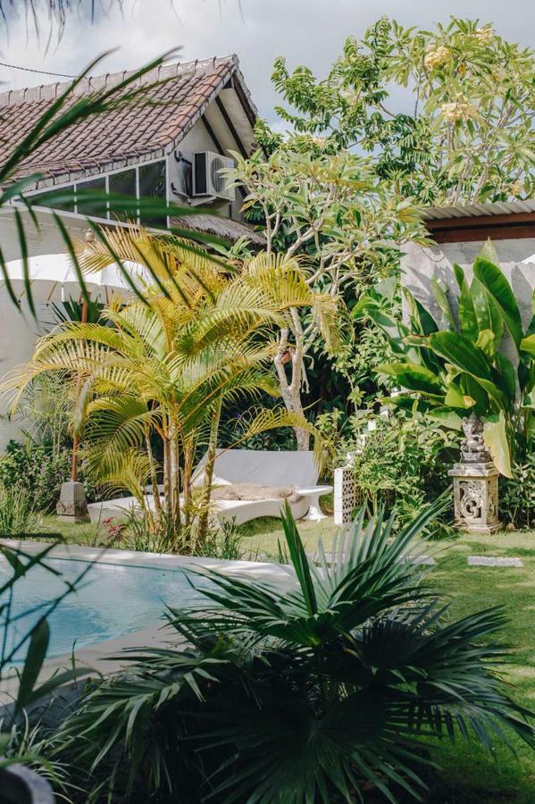 Lila Boutik Residence Canggu Buitenkant foto